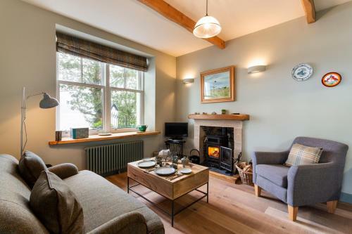 Agroturismo Kilmun Chateau Sleeps 17 Wifi