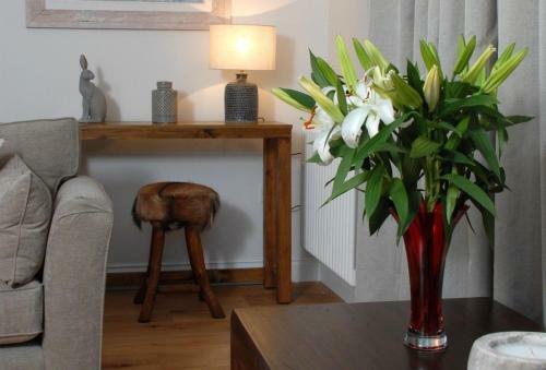Grooms Cottage