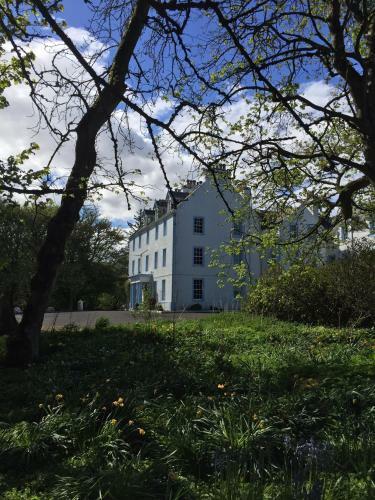 Hostal Forse Of Nature