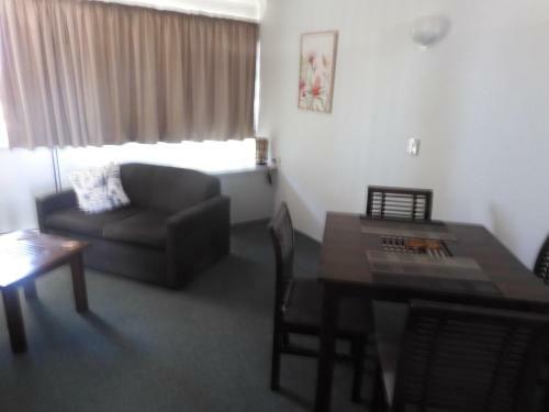 Reef Adventureland Motor Inn