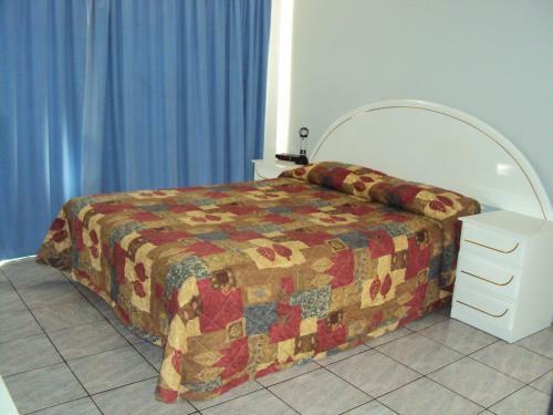 Palm Valley Motel