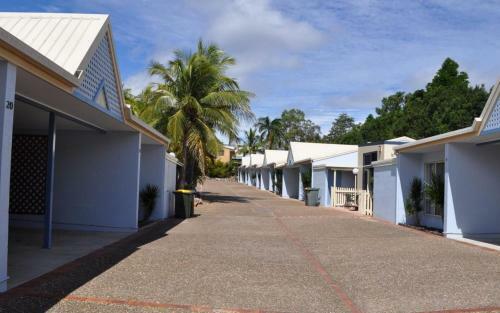 Palm Valley Motel
