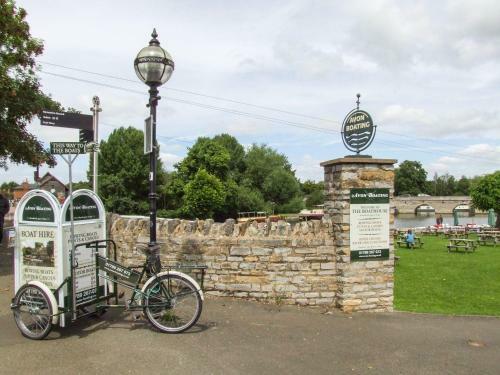 School View, Tewkesbury