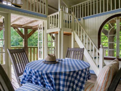 Holiday Home Hutchinghayes Farmhouse