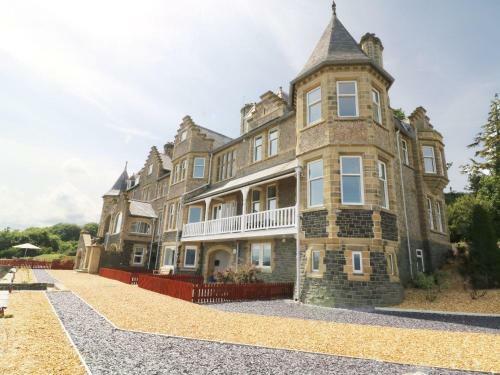 Bryn Mel Apartment, Menai Bridge