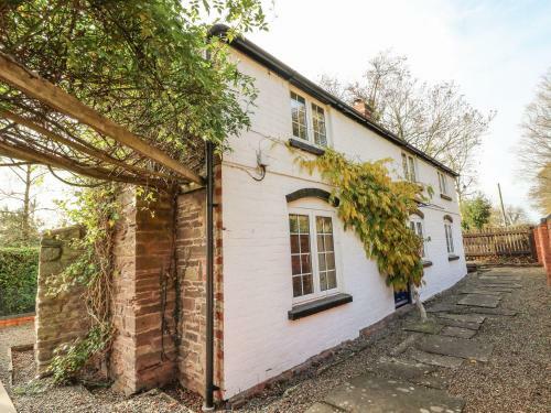 Poston Holiday Cottage