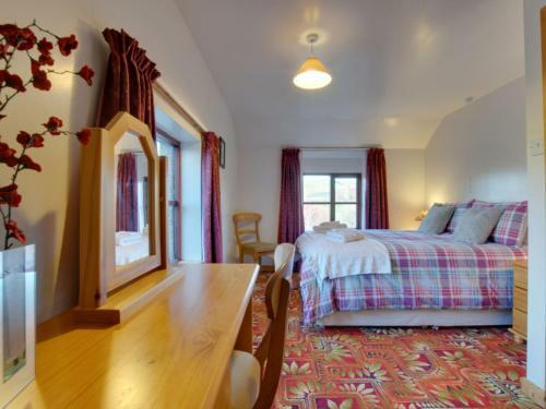 Holiday Home Yr Hendre