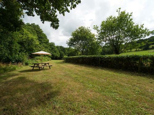 Boycombe Barn, Farway