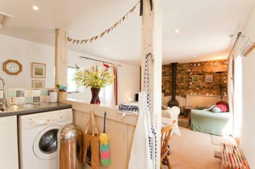 Roseland Cottage