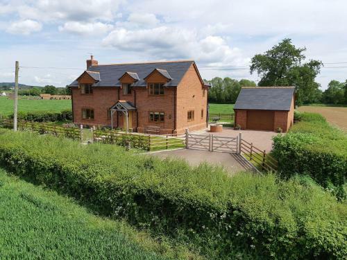 Brook Cottage, Westbury-on-severn
