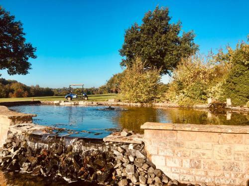 Apartamento Sapey Golf & Country Club