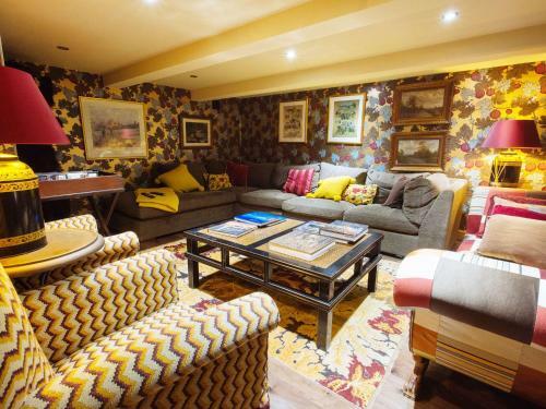 Moscar Lodge, Sheffield