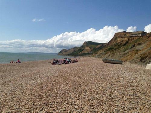 Field View Cottage, Higher Eype