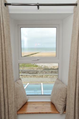 Bed & Breakfast Sea View Guest House