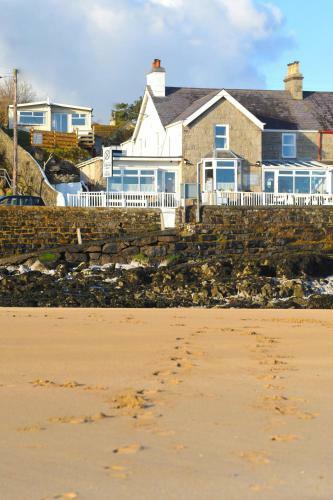 Bed & Breakfast Sea View Guest House