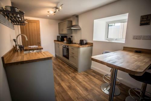 Waters Edge Holiday Apartments