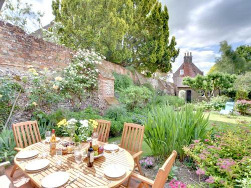 Holiday Home Church Cottage
