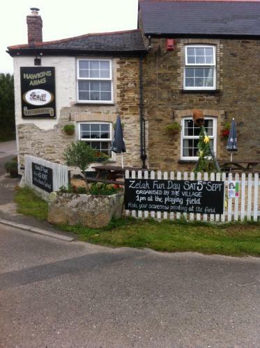 Bed & Breakfast Hawkins Arms