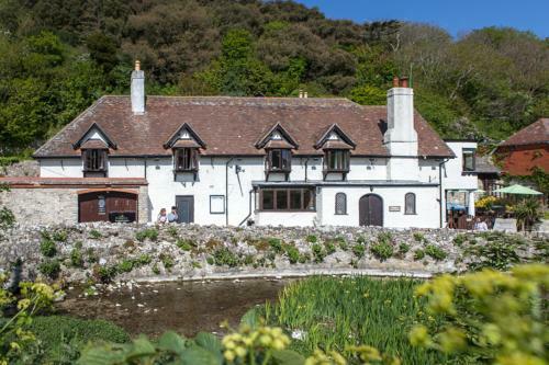 Hostal Lulworth Lodge