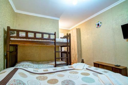 Green Hotel
