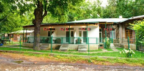 Green Hotel