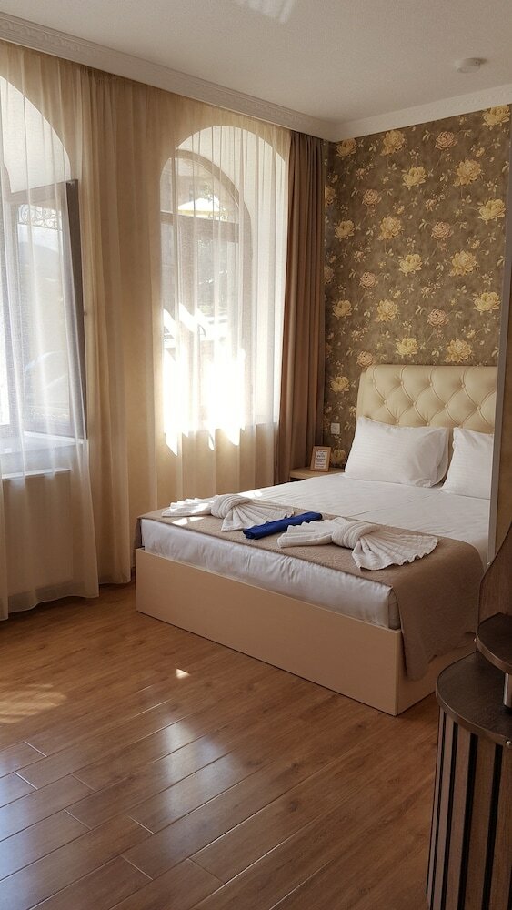 Hotel Lotus