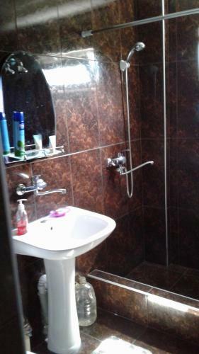 Hostal Toma's Vila