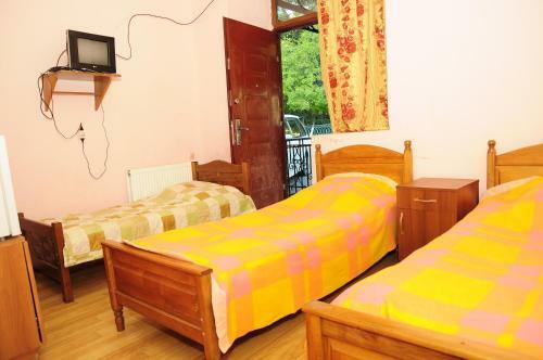 Hostal Hotel Natia