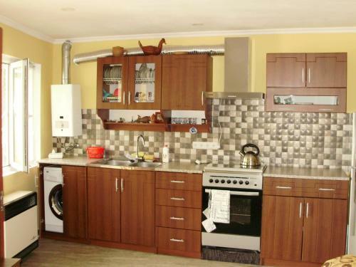 Hostal Apartment On Erekle 25a