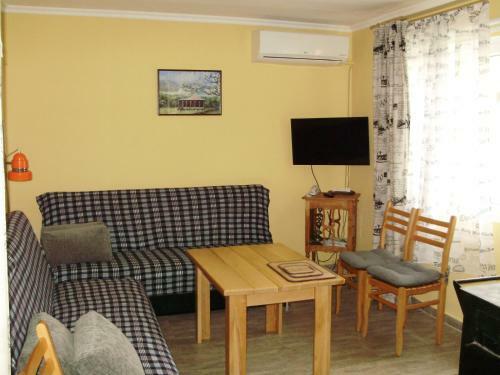 Hostal Apartment On Erekle 25a