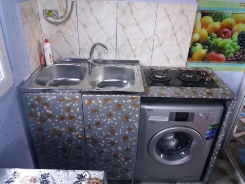 Hostal Guesthouse Gurami
