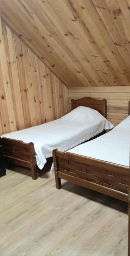 Hostal Lomis Mta
