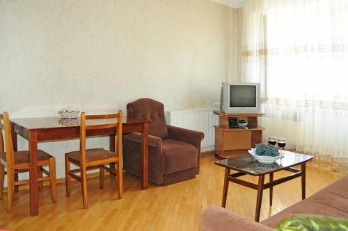 Mid Apartment