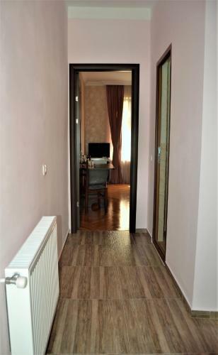 Hostal Pirosmani
