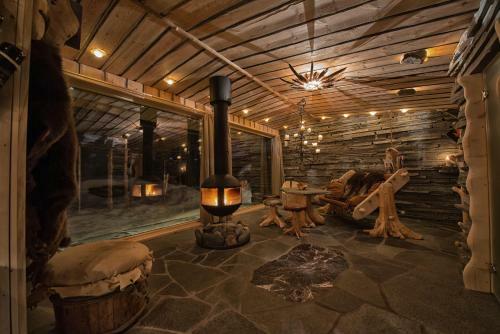 Engholm Husky Design Lodge