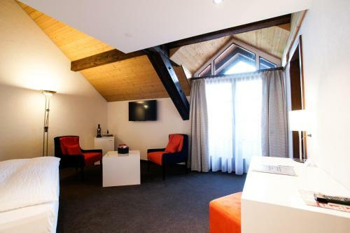 Hotel Restaurant Ochsen & Lodge