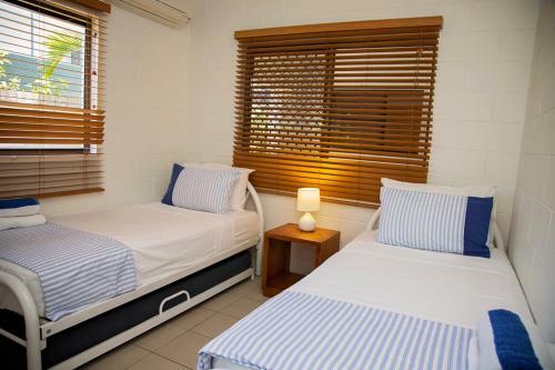 Apollo Jewel Beachfront Apartments