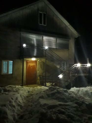 Hostal Guest House Karati