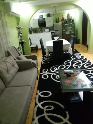 Hostal Guest House Karati