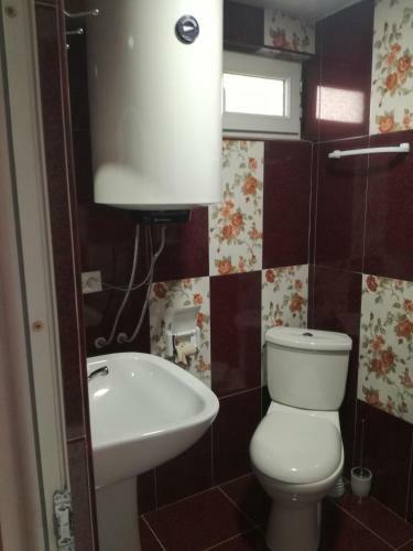 Hostal Guesthouse Barbi Maria