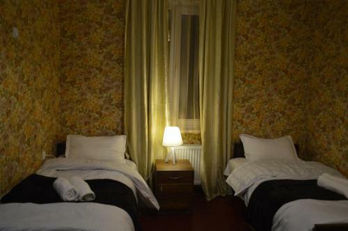 Hostal Garbani Gardens