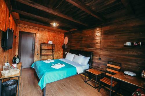 Wooden Hotel Kazbegi