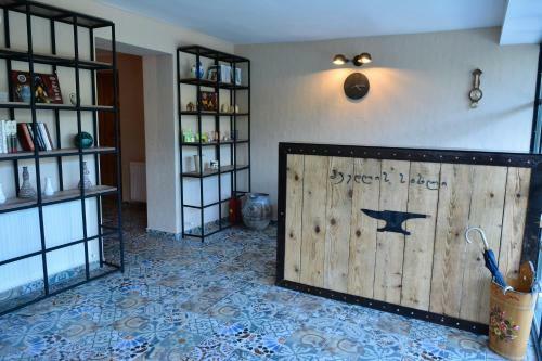 Hotel Smith"s House Surami