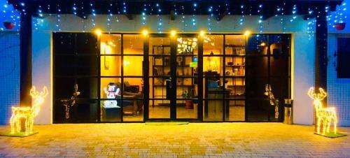 Hotel Smith"s House Surami