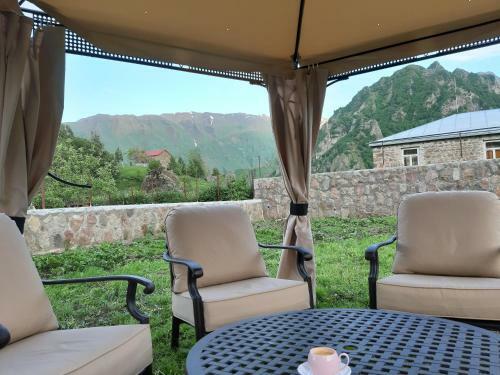 Bed & Breakfast Kazbegi Chalet