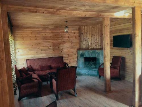 Lodge Cottage Woodside
