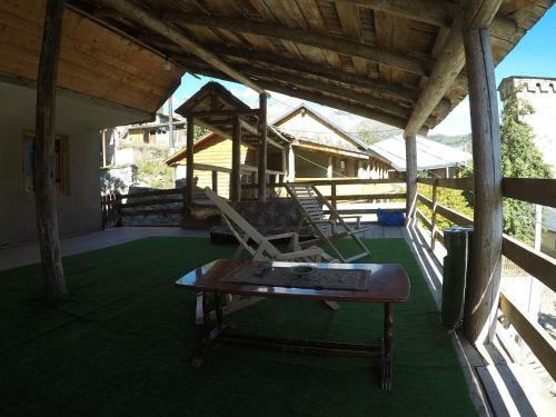 Hostal Mestialux Guesthouse