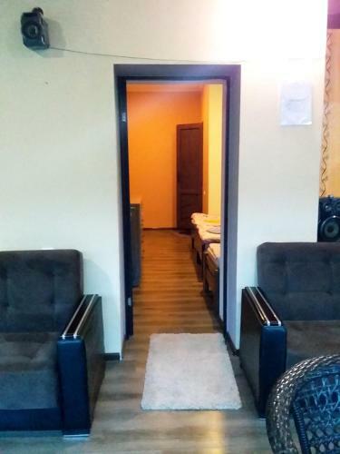 Hostal Inn On Ushba 2