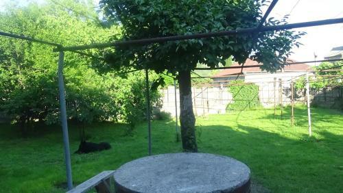 Hostal Guest House Ebralidze