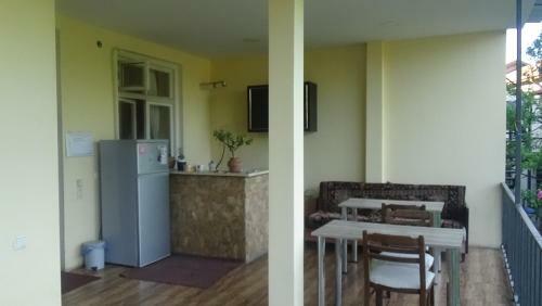 Hostal Guest House Ebralidze